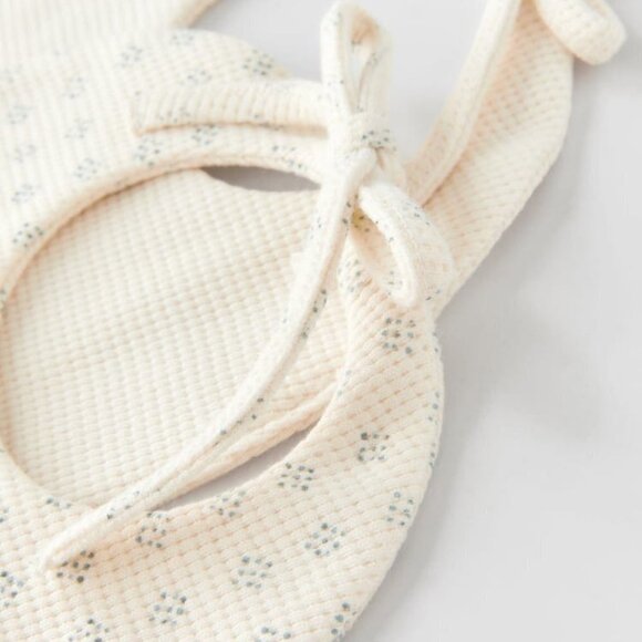 ZARA TWO PACK OF GEOMETRIC BIBS CRUDE SIZE   | 4174/518/ 712 - Picture 2 of 2